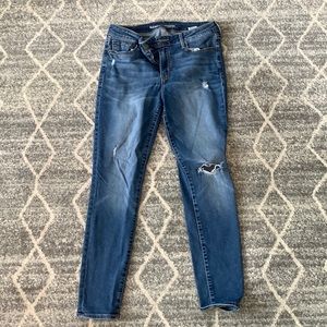 Old Navy rockstar mid rise skinny jeans